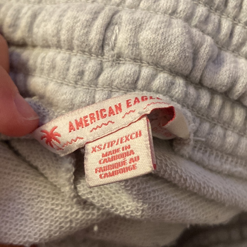 Shorts - Picture 3 of 3